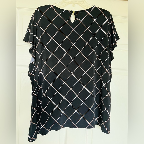 Patterned Blouse - Picture 6 of 7